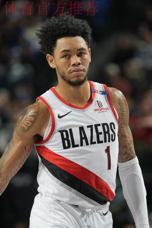 毫无准星！小西蒙斯全场9投仅3中，三分5中0得到9分1助攻